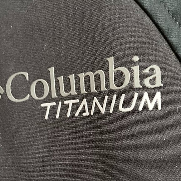 Columbia Men's Black University of Auburn Jacket - BCS Championship 2011 - Large - Picture 3 of 9